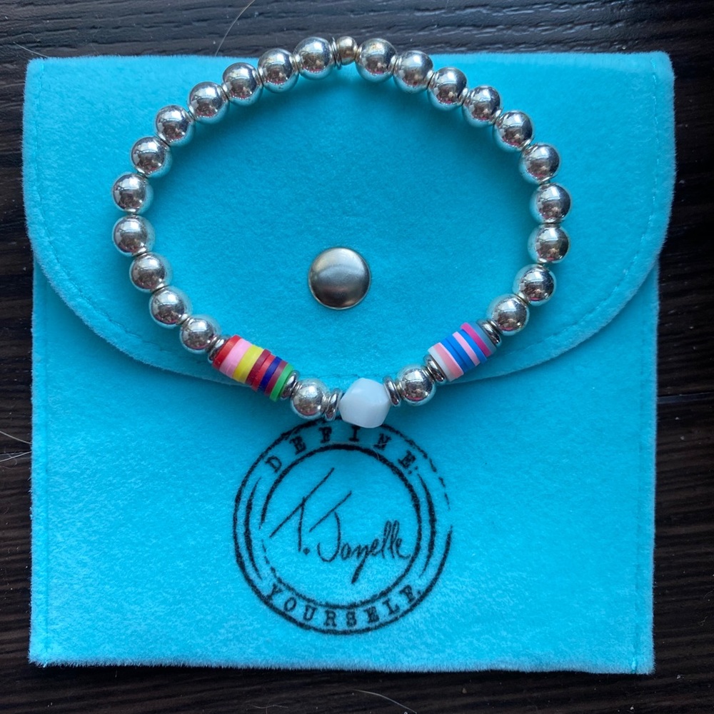 Positive Vibes T Jazelle titanium bracelet